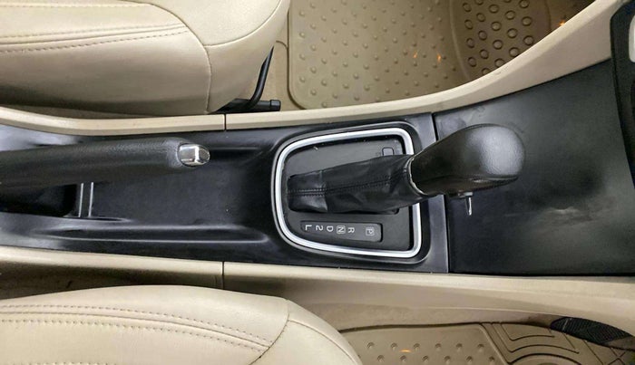 2020 Maruti Ciaz ALPHA  AT 1.5 SHVS PETROL, Petrol, Automatic, 75,382 km, Gear Lever