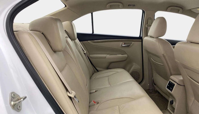 2020 Maruti Ciaz ALPHA  AT 1.5 SHVS PETROL, Petrol, Automatic, 75,382 km, Right Side Rear Door Cabin