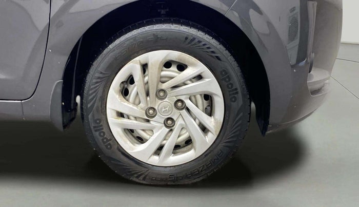 2022 Hyundai GRAND I10 NIOS ERA 1.2 KAPPA VTVT, Petrol, Manual, 30,521 km, Right Front Wheel