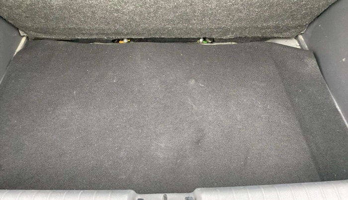 2022 Hyundai GRAND I10 NIOS ERA 1.2 KAPPA VTVT, Petrol, Manual, 30,521 km, Boot Open Zoomed View