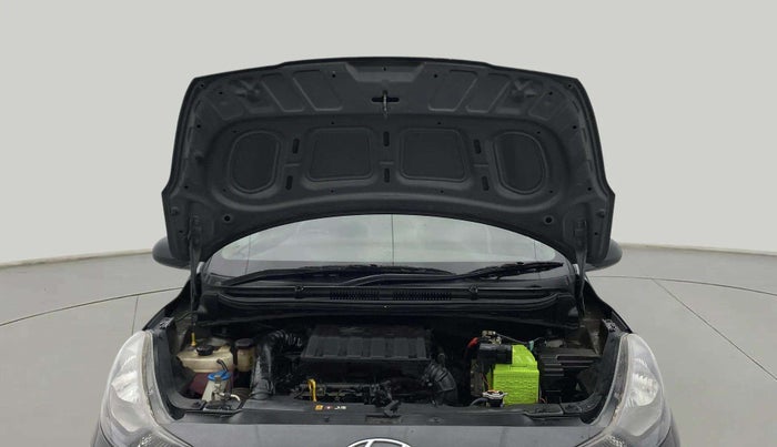 2022 Hyundai GRAND I10 NIOS ERA 1.2 KAPPA VTVT, Petrol, Manual, 30,521 km, Open Bonet