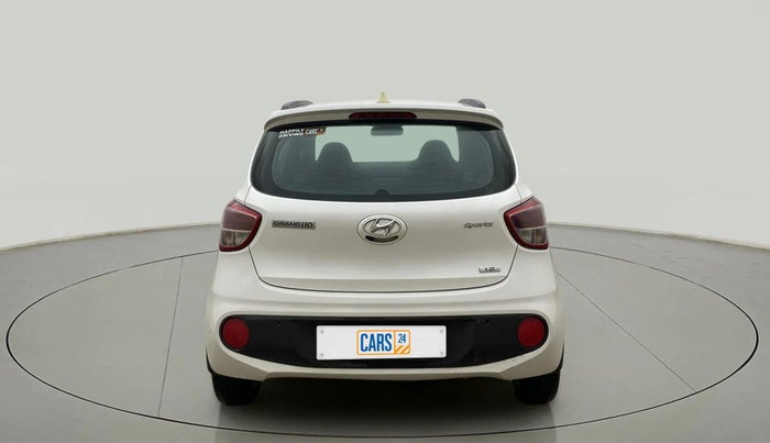 2018 Hyundai Grand i10 SPORTZ AT 1.2 KAPPA VTVT, Petrol, Automatic, 70,562 km, Back/Rear