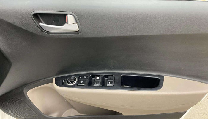 2018 Hyundai Grand i10 SPORTZ AT 1.2 KAPPA VTVT, Petrol, Automatic, 70,562 km, Driver Side Door Panels Control