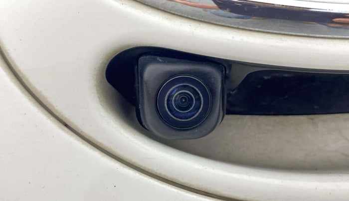 2018 Hyundai Grand i10 SPORTZ AT 1.2 KAPPA VTVT, Petrol, Automatic, 70,562 km, Parking Camera