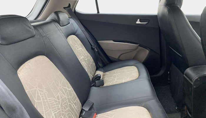 2018 Hyundai Grand i10 SPORTZ AT 1.2 KAPPA VTVT, Petrol, Automatic, 70,562 km, Right Side Rear Door Cabin
