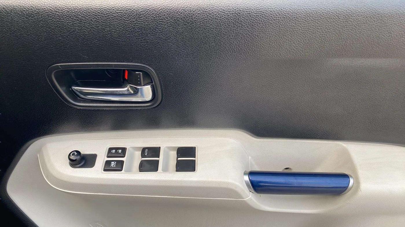 2021 Maruti IGNIS DELTA 1.2, Petrol, Manual, 10,113 km, Driver Side Door Panels Control