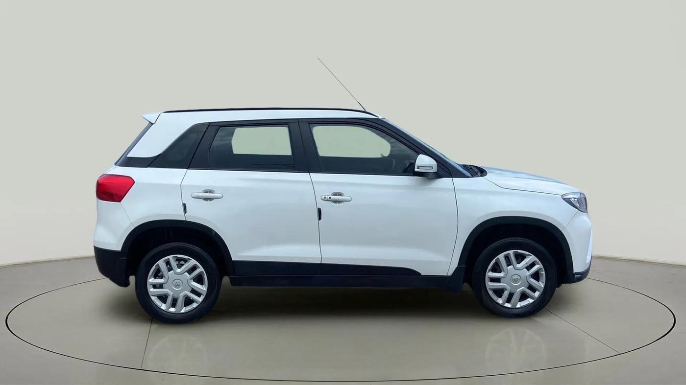 2022 Toyota URBAN CRUISER MID GRADE AT, Petrol, Automatic, 58,339 km, Right Side View