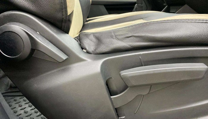 2022 Tata PUNCH ACCOMPLISHED MT, Petrol, Manual, 39,665 km, Driver Side Adjustment Panel