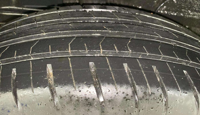 2022 Tata PUNCH ACCOMPLISHED MT, Petrol, Manual, 39,665 km, Right Rear Tyre Tread