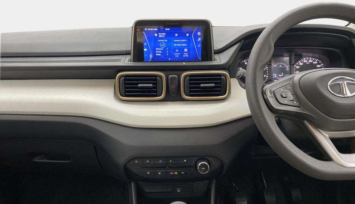 2022 Tata PUNCH ACCOMPLISHED MT, Petrol, Manual, 39,665 km, Air Conditioner