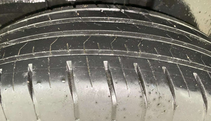 2022 Tata PUNCH ACCOMPLISHED MT, Petrol, Manual, 39,665 km, Left Rear Tyre Tread