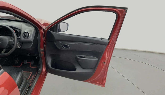 2017 Renault Kwid RXT 1.0, Petrol, Manual, 78,741 km, RHS Front Door