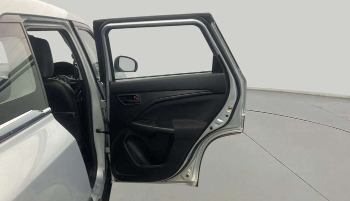 2023 Maruti BREZZA VXI SMART HYBRID, Petrol, Manual, 20,992 km, RHS Rear Door