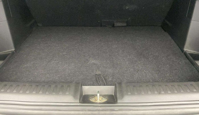 2023 Maruti BREZZA VXI SMART HYBRID, Petrol, Manual, 20,992 km, Boot Inside