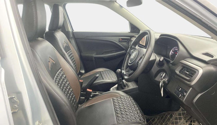 2023 Maruti BREZZA VXI SMART HYBRID, Petrol, Manual, 20,992 km, Right Side Front Door Cabin