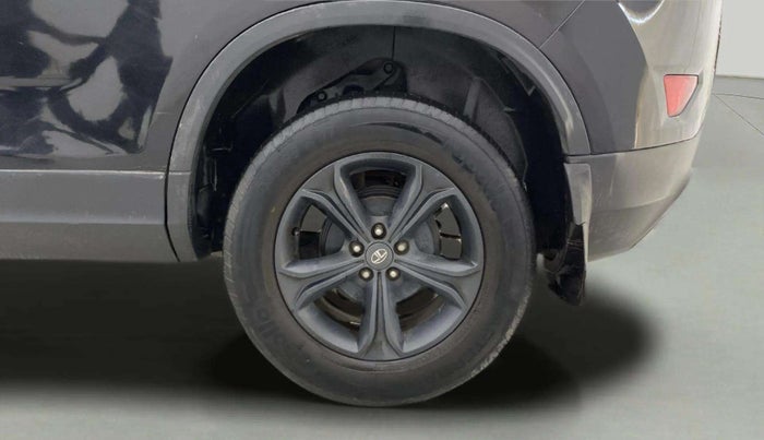 2020 Tata Harrier XZA 2.0L DARK EDITION, Diesel, Automatic, 59,316 km, Left Rear Wheel