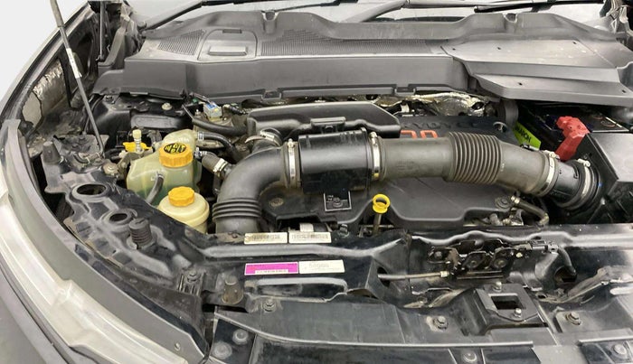2020 Tata Harrier XZA 2.0L DARK EDITION, Diesel, Automatic, 59,316 km, Engine View - Right