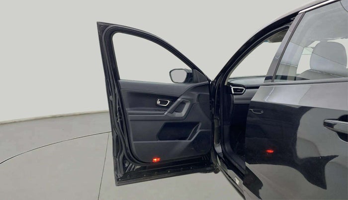 2020 Tata Harrier XZA 2.0L DARK EDITION, Diesel, Automatic, 59,316 km, LHS Front Door