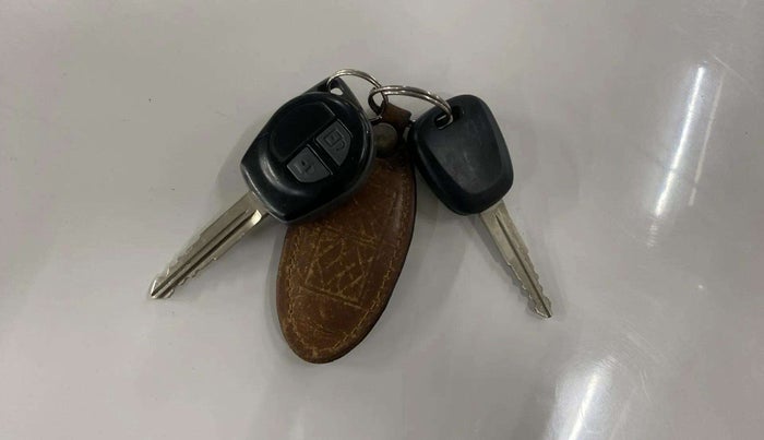 2021 Maruti Alto VXI, Petrol, Manual, 5,642 km, Key Close Up