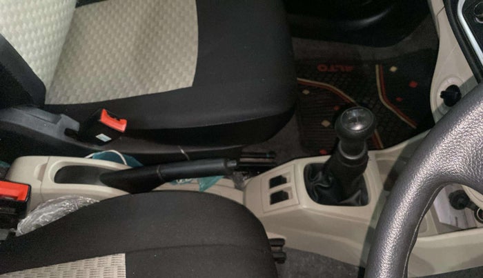 2021 Maruti Alto VXI, Petrol, Manual, 5,642 km, Gear Lever
