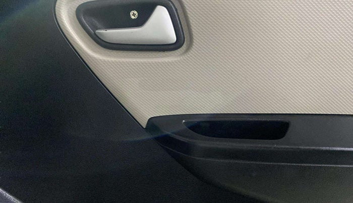 2021 Maruti Alto VXI, Petrol, Manual, 5,642 km, Driver Side Door Panels Control