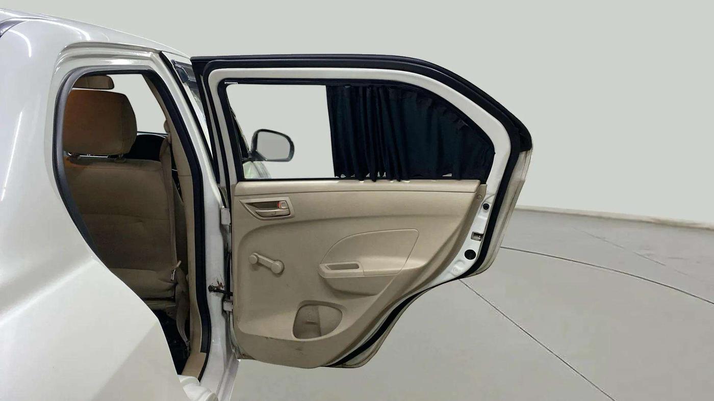 2021 Maruti Swift Dzire TOUR S-CNG, CNG, Manual, 75,791 km, RHS Rear Door