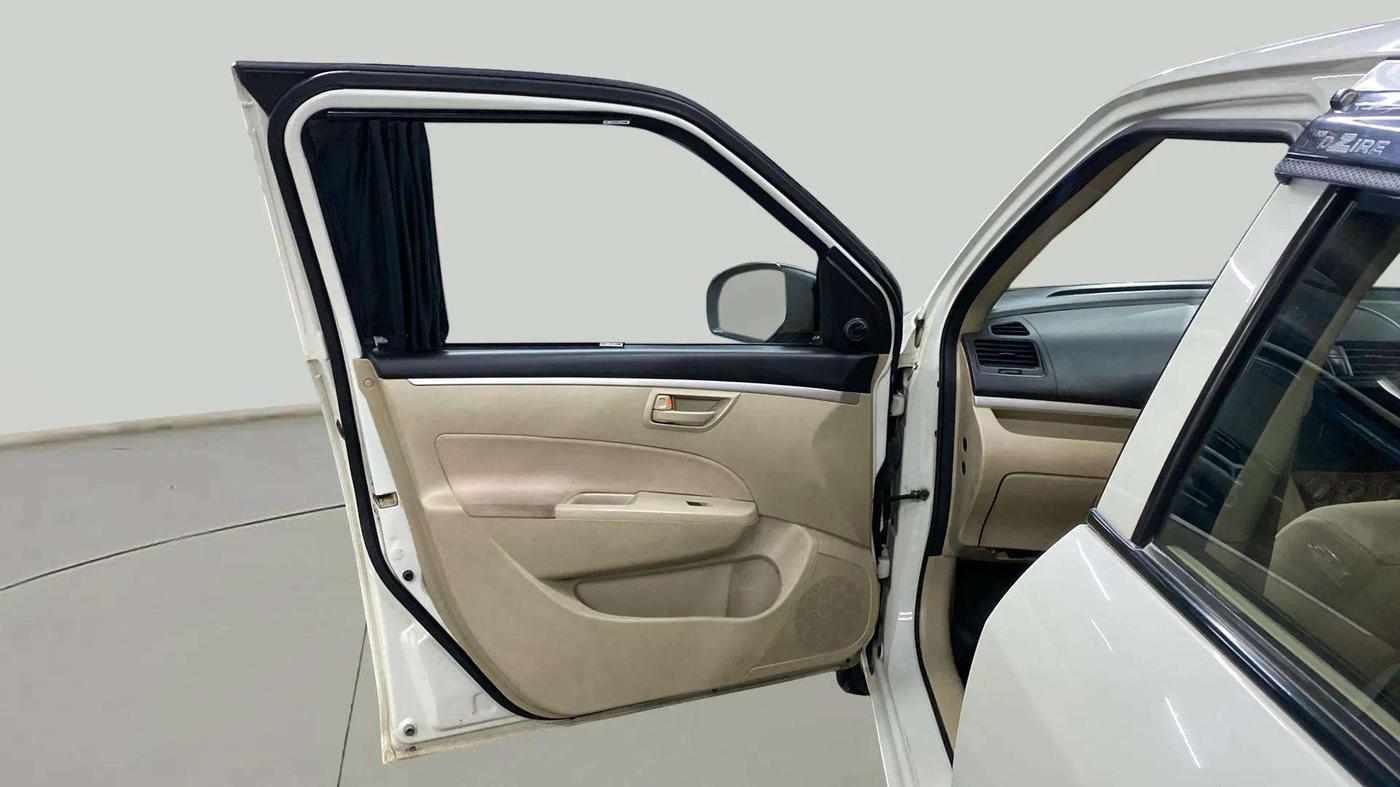 2021 Maruti Swift Dzire TOUR S-CNG, CNG, Manual, 75,791 km, LHS Front Door