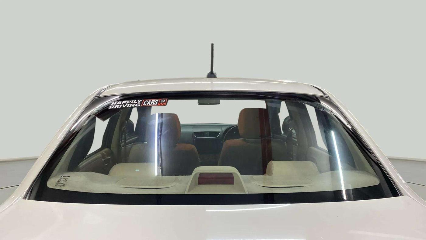 2021 Maruti Swift Dzire TOUR S-CNG, CNG, Manual, 75,791 km, Rear Windshield