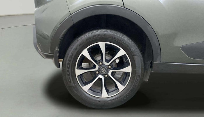 2021 Tata NEXON XZA PLUS SUNROOF DUAL TONE PETROL, Petrol, Automatic, 34,209 km, Right Rear Wheel
