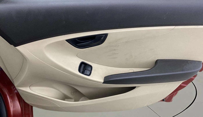 2013 Hyundai Eon ERA +, Petrol, Manual, 65,998 km, Driver Side Door Panels Control