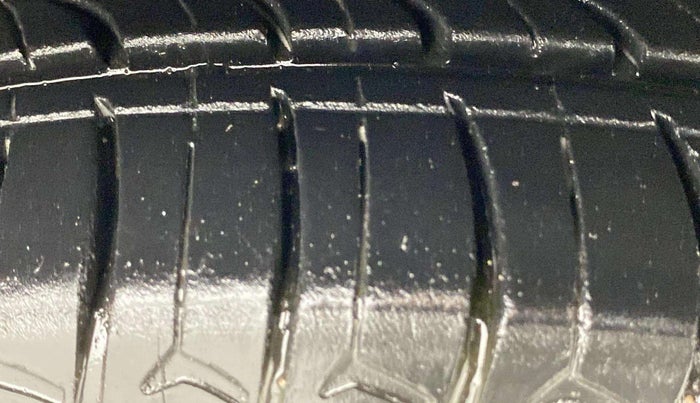 2018 Maruti Celerio ZXI AMT (O), Petrol, Automatic, 52,190 km, Right Front Tyre Tread