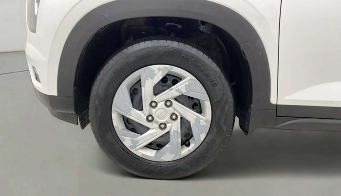 2022 Hyundai Creta E 1.5 PETROL, Petrol, Manual, 60,152 km, Left Front Wheel