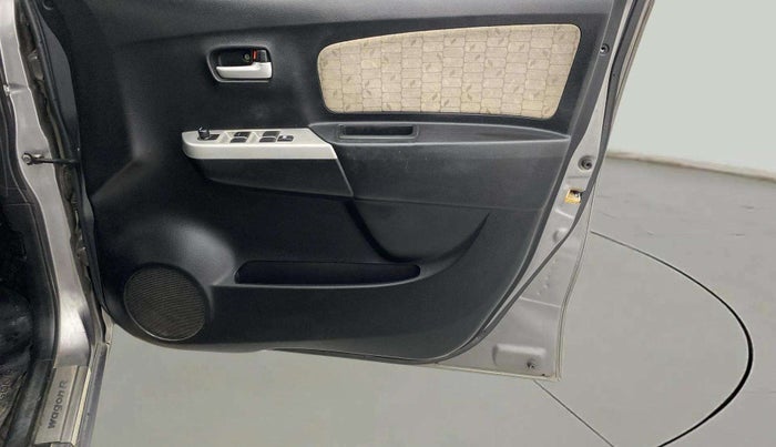 2015 Maruti Wagon R 1.0 VXI, Petrol, Manual, 36,106 km, Driver Side Door Panels Control