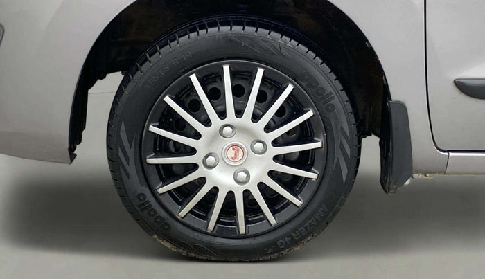 2015 Maruti Wagon R 1.0 VXI, Petrol, Manual, 36,106 km, Left Front Wheel