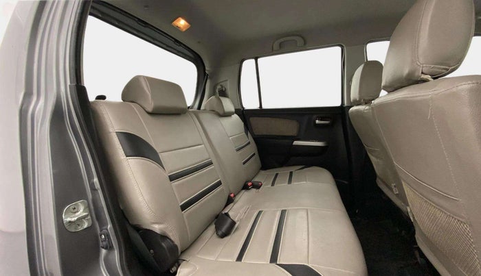 2015 Maruti Wagon R 1.0 VXI, Petrol, Manual, 36,106 km, Right Side Rear Door Cabin