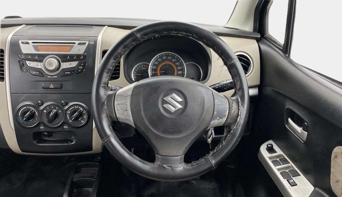 2015 Maruti Wagon R 1.0 VXI, Petrol, Manual, 36,106 km, Steering Wheel Close Up
