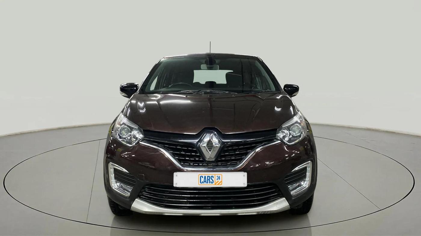 2018 Renault Captur RXT PETROL, Petrol, Manual, 1,06,557 km, Front