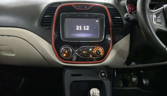 2018 Renault Captur RXT PETROL, Petrol, Manual, 1,06,145 km, Air Conditioner
