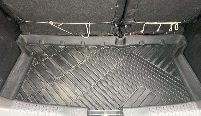 2022 Maruti IGNIS ZETA 1.2, Petrol, Manual, 66,360 km, Boot Inside