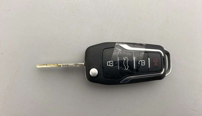 2016 Renault Kwid RXL, Petrol, Manual, 74,673 km, Key Close Up