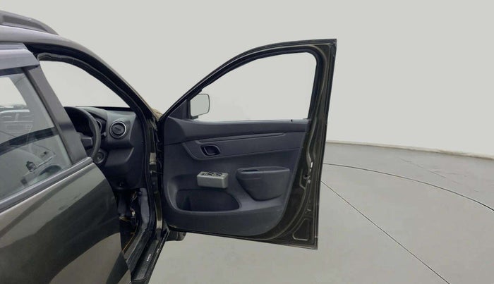 2016 Renault Kwid RXL, Petrol, Manual, 74,673 km, RHS Front Door