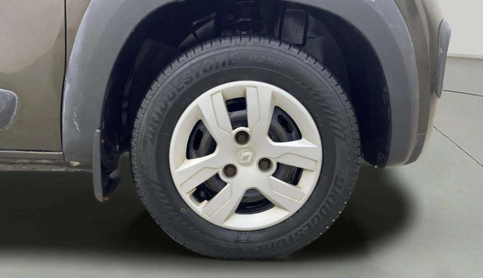 2016 Renault Kwid RXL, Petrol, Manual, 74,673 km, Right Front Wheel