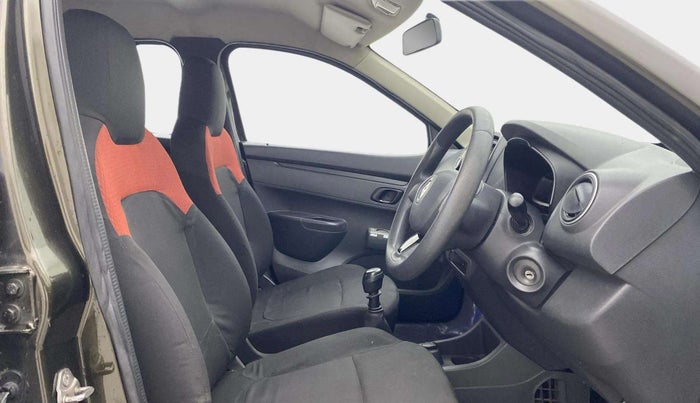 2016 Renault Kwid RXL, Petrol, Manual, 74,673 km, Right Side Front Door Cabin