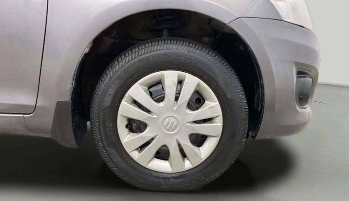 2014 Maruti Swift Dzire VXI, Petrol, Manual, 34,518 km, Right Front Wheel
