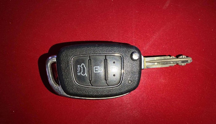 2017 Hyundai Elite i20 ASTA 1.2, Petrol, Manual, 35,121 km, Key Close Up