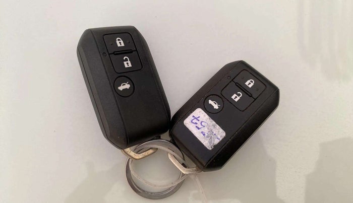 2020 Maruti Dzire ZXI, Petrol, Manual, 55,181 km, Key Close Up
