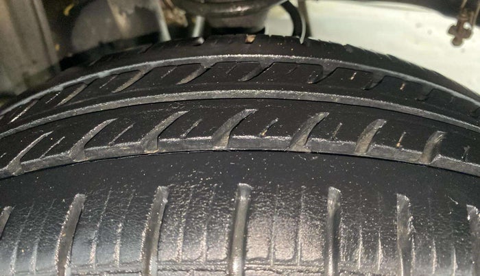 2016 Maruti Alto K10 VXI, Petrol, Manual, 73,826 km, Left Rear Tyre Tread