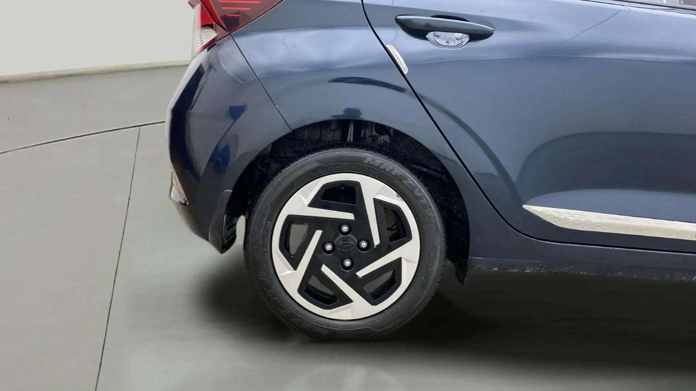 2023 Hyundai GRAND I10 NIOS SPORTZ 1.2 KAPPA VTVT, Petrol, Manual, 29,944 km, Right Rear Wheel