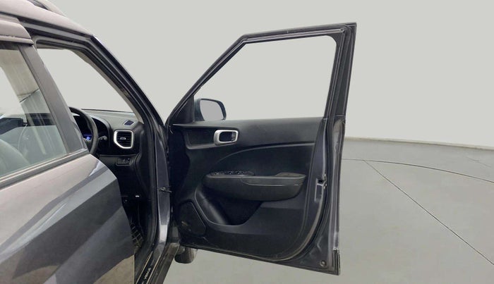 2021 Hyundai VENUE SX 1.0 TURBO IMT, Petrol, Manual, 61,879 km, RHS Front Door