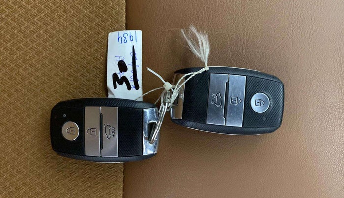 2019 KIA SELTOS HTK PLUS 1.5, Petrol, Manual, 52,961 km, Key Close Up